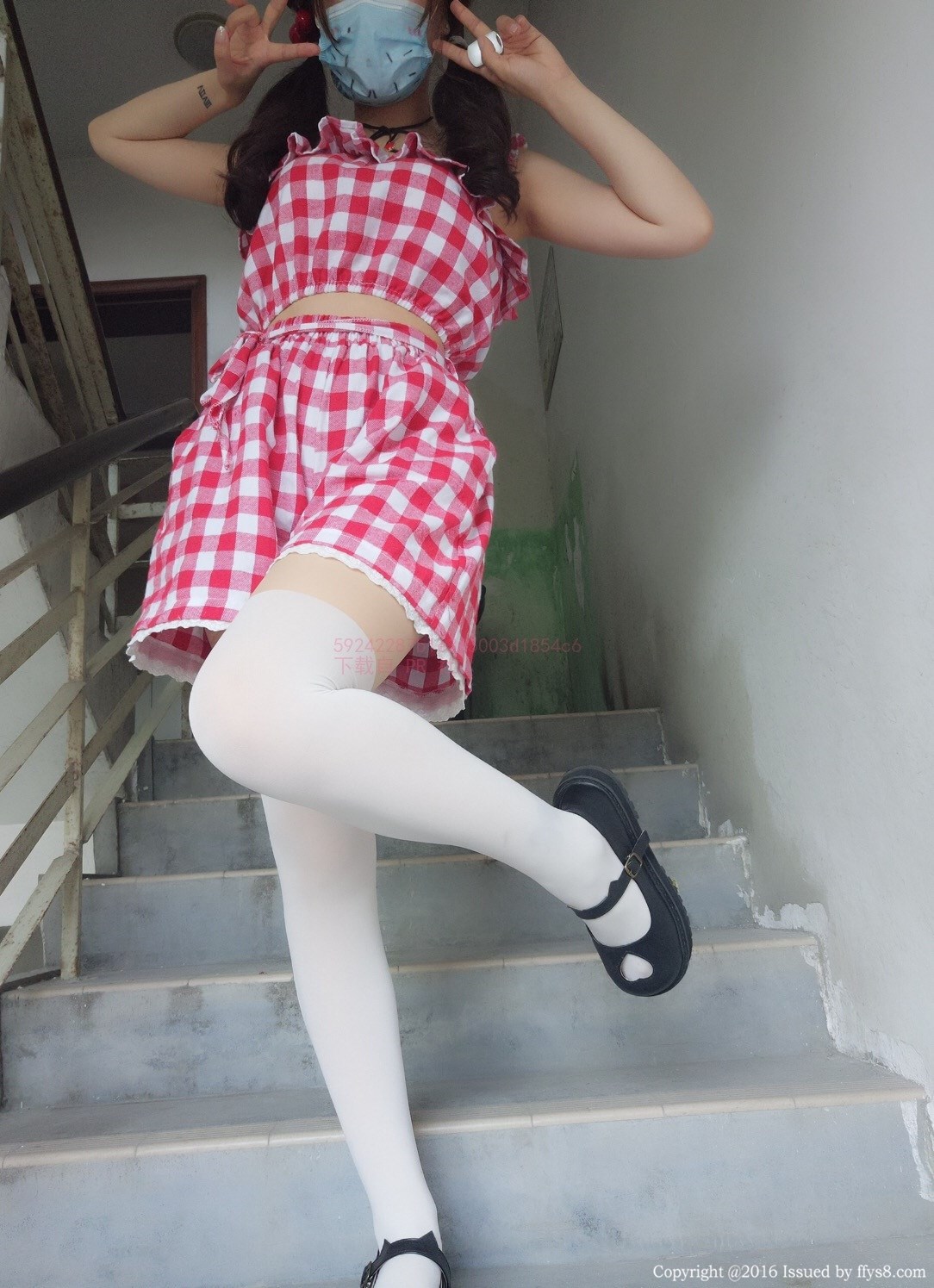 Cottontail rabbit a few 170630 red and white check dress(12)